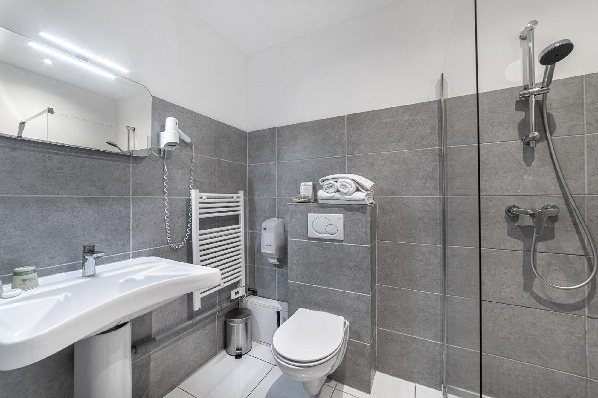 Hotel De La Baie Bandol Room photo